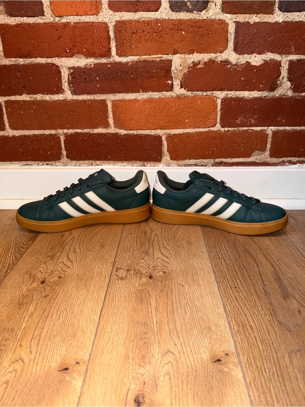 Adidas Grand Court 2.0 Legend Ivy Green Gum Sneakers Men’s Size 7.5